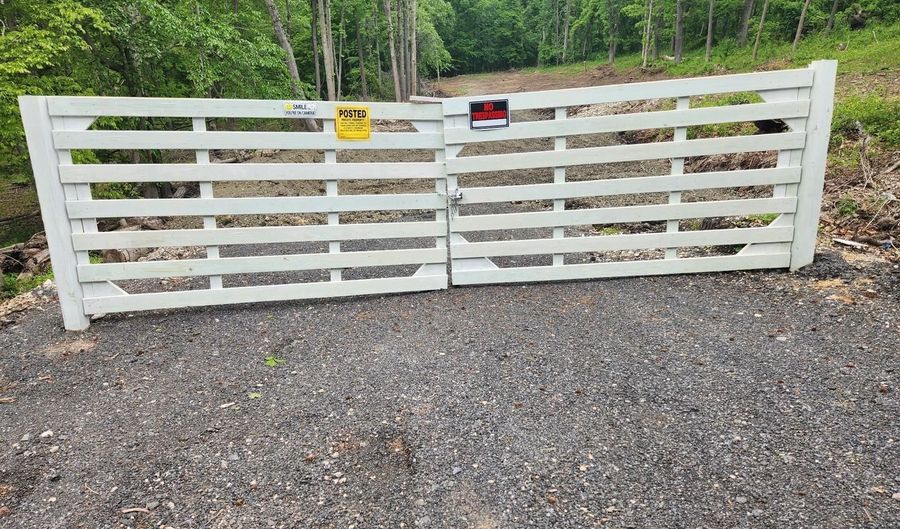 1400 E FARMINGTON Rd, Accokeek, MD 20607 - 0 Beds, 0 Bath