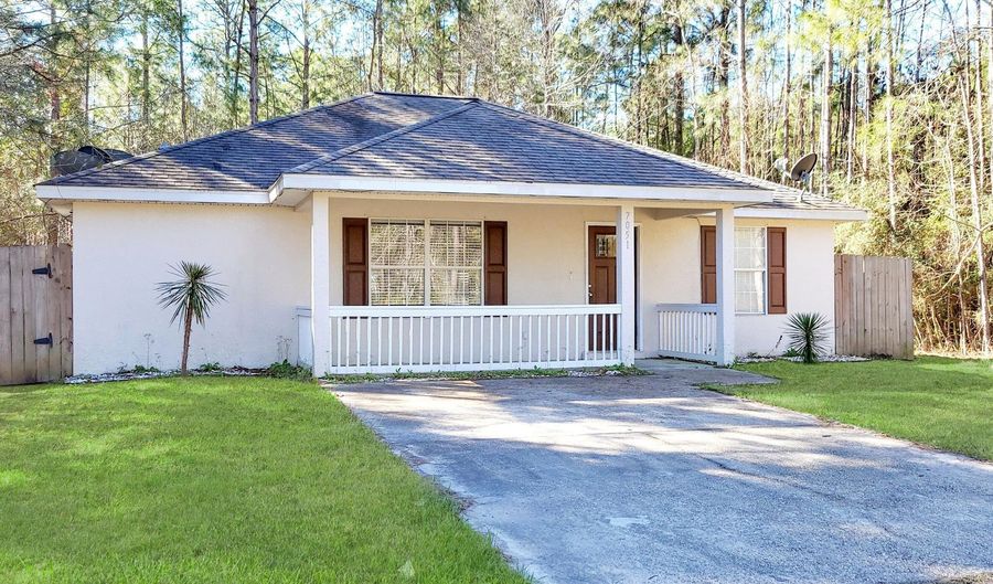 7051 George St, Bay St. Louis, MS 39520 - 3 Beds, 2 Bath