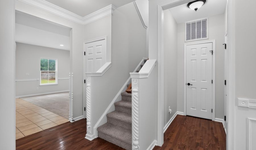 659 Stonebury Cir, Blythewood, SC 29016 - 4 Beds, 4 Bath
