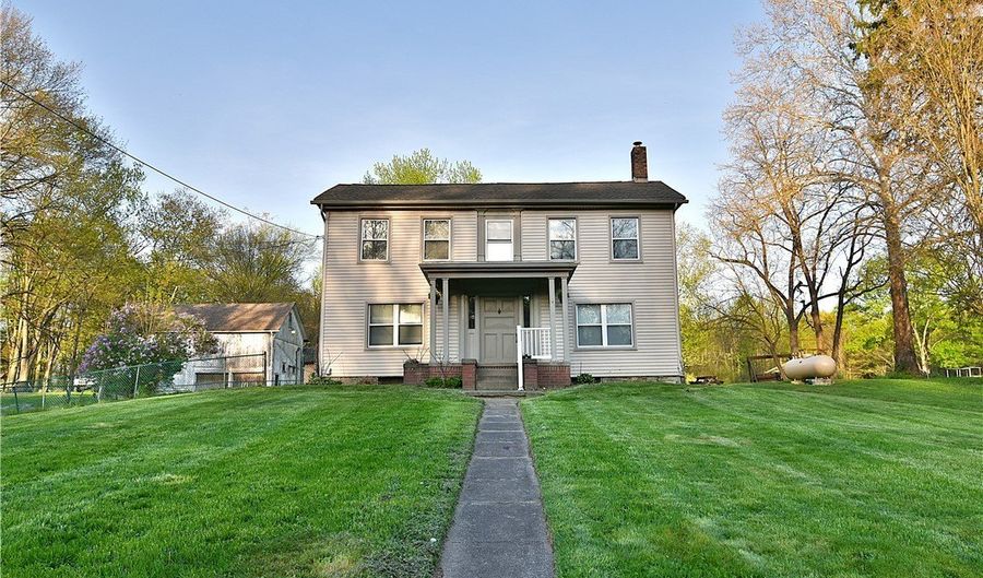 11680 Walnut Ave NE, Alliance, OH 44601 - 3 Beds, 2 Bath