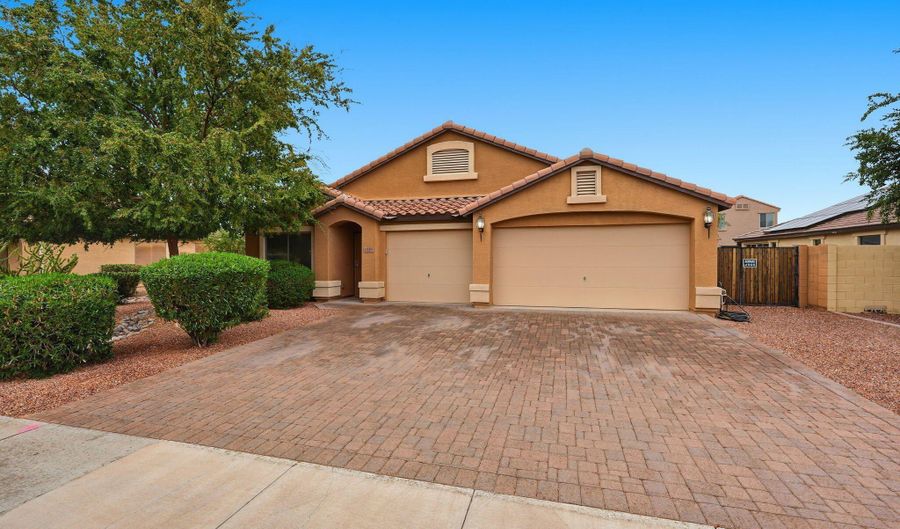 1319 E JARDIN Dr, Casa Grande, AZ 85122 - 4 Beds, 2 Bath