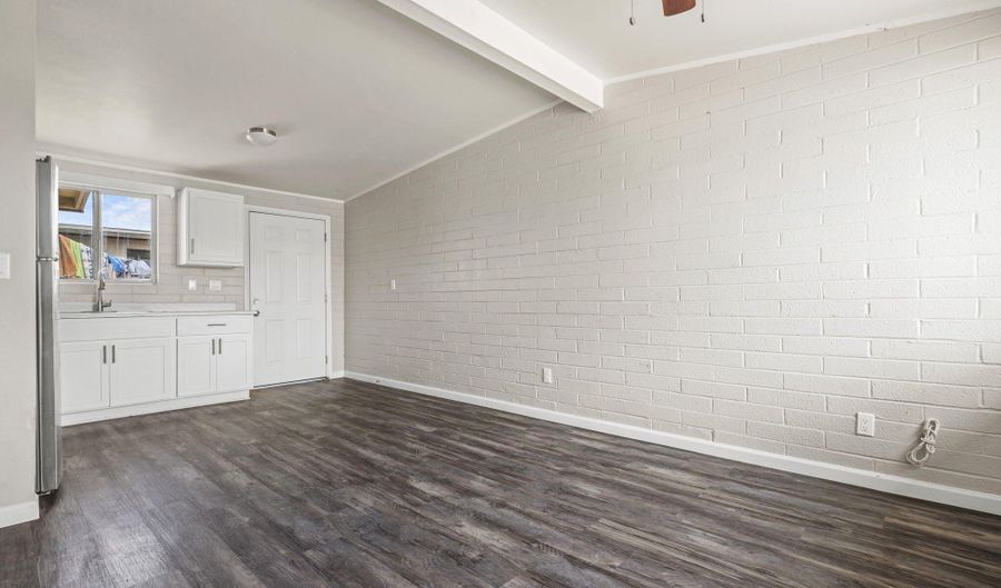 221 5TH Ave 225, Buckeye, AZ 85326 - 1 Beds, 1 Bath