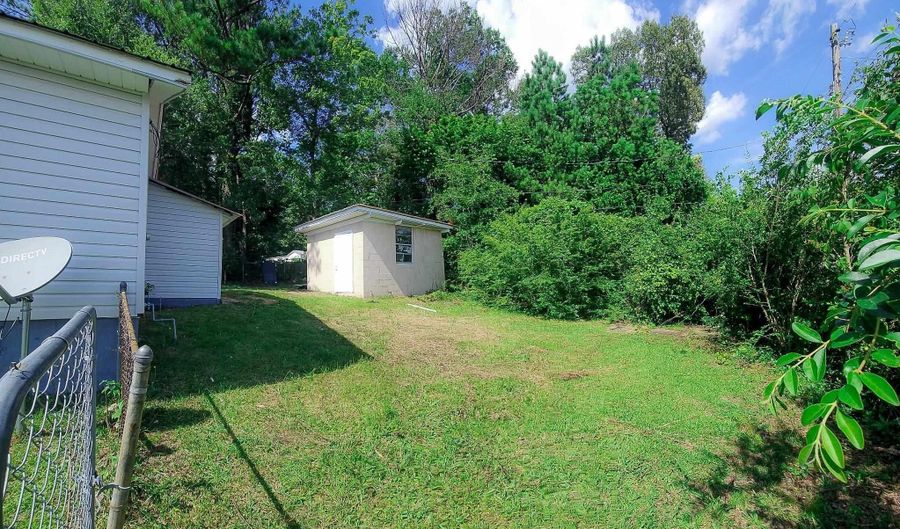 505 E 19TH St, Anniston, AL 36207 - 3 Beds, 2 Bath