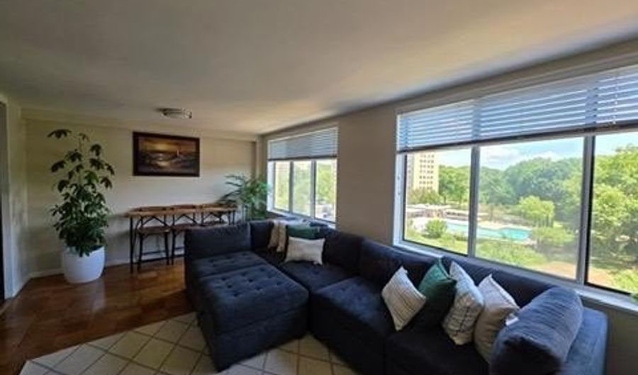 6641 WAKEFIELD Dr 511, Alexandria, VA 22307 - 1 Beds, 1 Bath