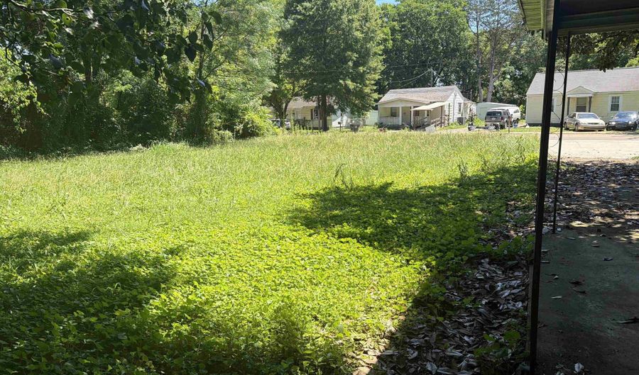 316 Vine St, Athens, AL 35611 - 3 Beds, 2 Bath