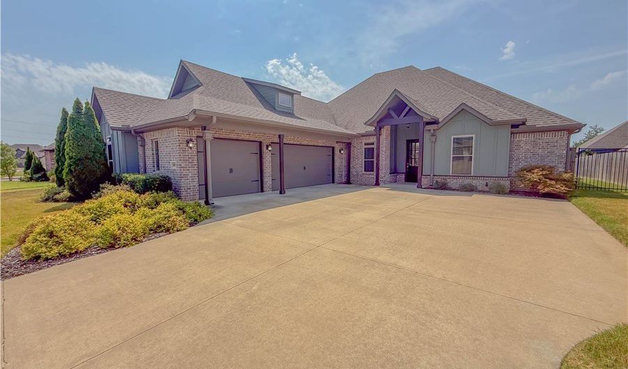 3003 SW Satinwood Ave, Bentonville, AR 72712 - 4 Beds, 3 Bath