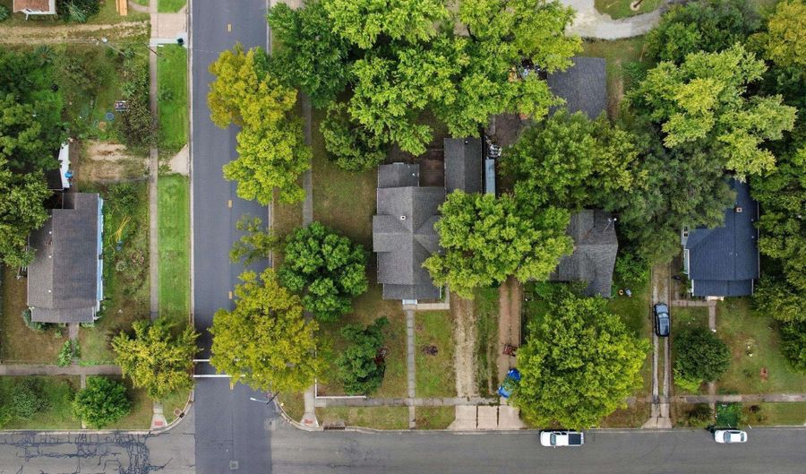 300 N Rogers, Abilene, KS 67410 - 4 Beds, 0 Bath