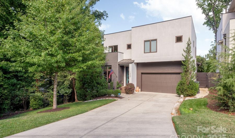 1320 Levy Way, Charlotte, NC 28205 - 4 Beds, 3 Bath