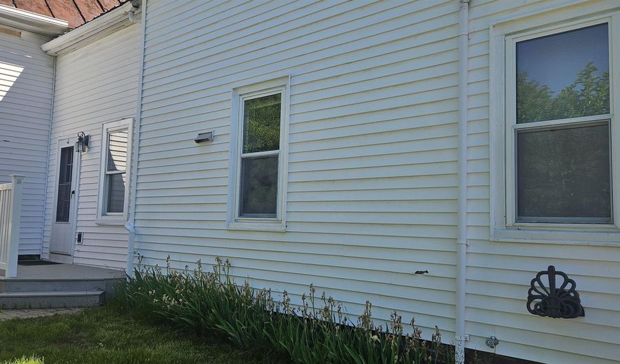 40 Mayhew St A, Bristol, NH 03222 - 1 Beds, 1 Bath