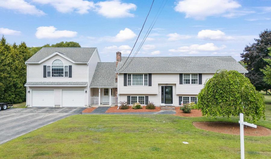 6 Gumpas Hill Rd, Pelham, NH 03076 - 4 Beds, 3 Bath