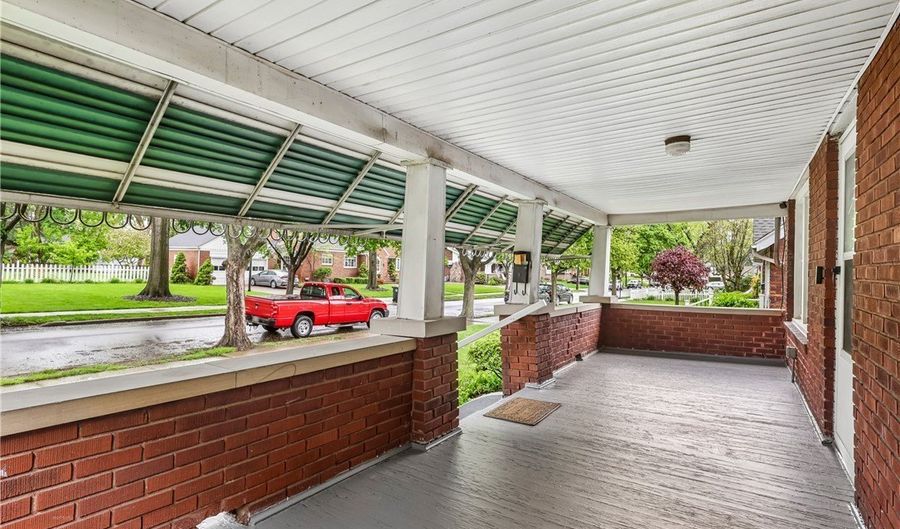 636 Polk Ave, Akron, OH 44314 - 4 Beds, 1 Bath