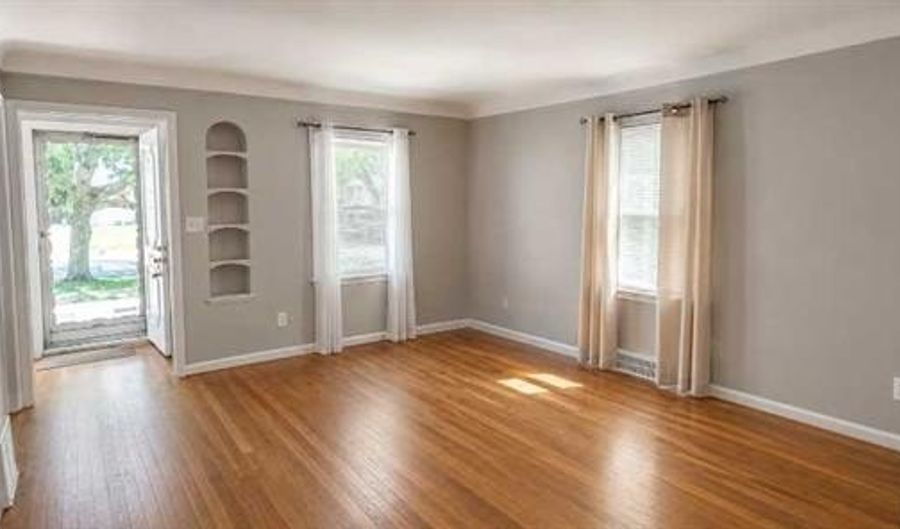 6612 Buckingham Ave, Allen Park, MI 48101 - 3 Beds, 1 Bath