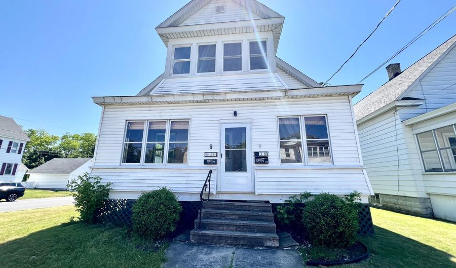 40 Mathias Ave Upstairs Apartment Unit 2, Amsterdam, NY 12010 - 2 Beds, 1 Bath