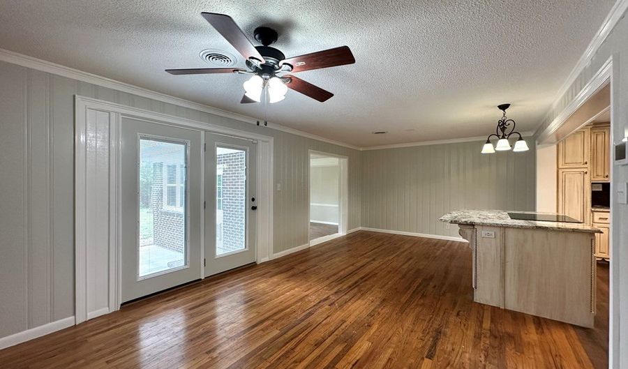 322 Magnolia Dr, Adel, GA 31620 - 3 Beds, 2 Bath