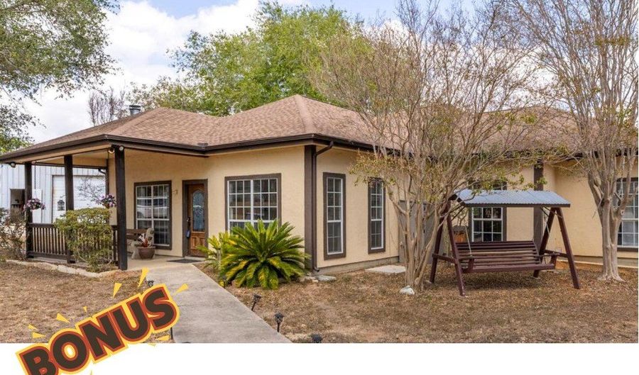 10863 La Vernia, Adkins, TX 78101 - 3 Beds, 0 Bath