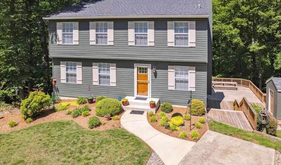 501 MACMILLAN Ct, Arnold, MD 21012 - 5 Beds, 4 Bath