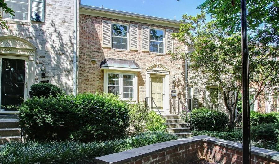 7530 WESTLAKE Ter 45, Bethesda, MD 20817 - 4 Beds, 4 Bath