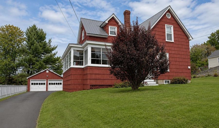 437 Forbush Ave, Berlin, NH 03570 - 3 Beds, 2 Bath
