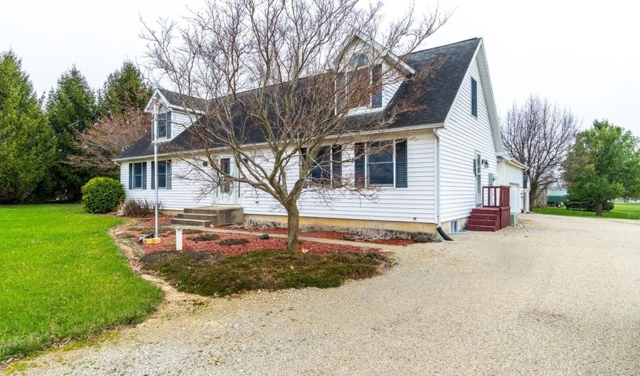 3433 W 200 N, Albion, IN 46755 - 4 Beds, 3 Bath