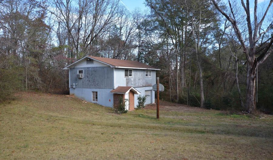 729 MAXANNA Dr, Anniston, AL 36206 - 3 Beds, 2 Bath
