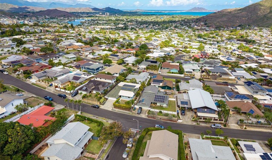 1307 Noninui Pl, Kailua, HI 96734 - 4 Beds, 3 Bath
