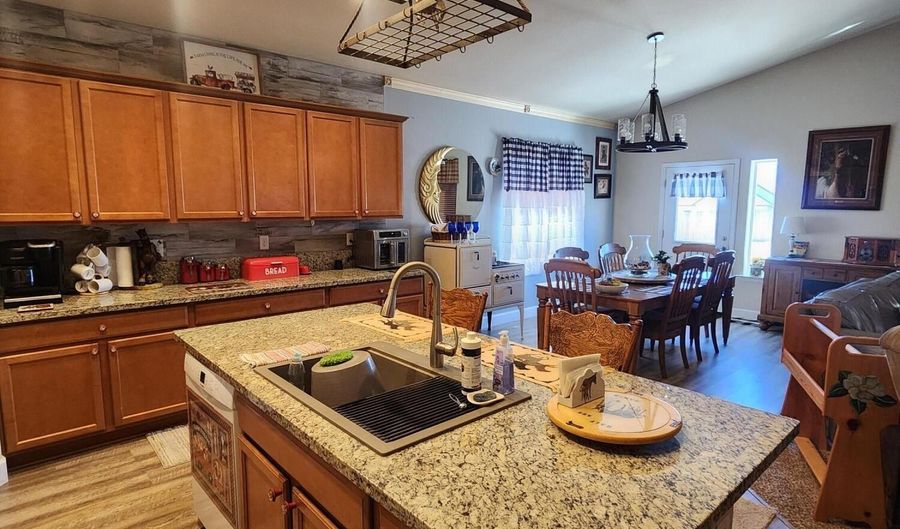 135 Cambridge Dr, Dayton, NV 89403 - 4 Beds, 3 Bath