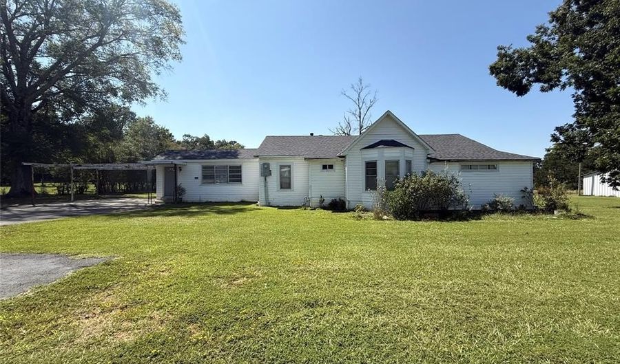 279 HIGHWAY 805, Athens, LA 71003 - 4 Beds, 2 Bath