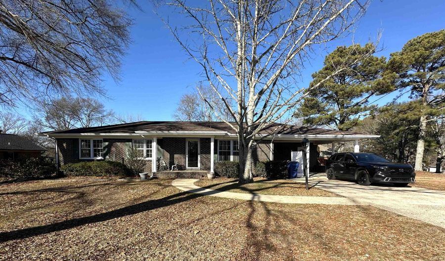 249 NE 12th Ave, Arab, AL 35016 - 3 Beds, 2 Bath