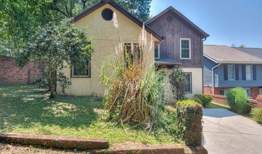 705 Beacon Hill Ln, Augusta, GA 30909 - 3 Beds, 2 Bath