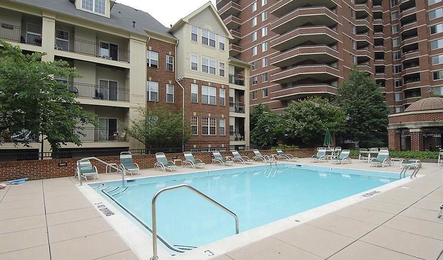1320 N WAYNE St N 307, Arlington, VA 22201 - 2 Beds, 2 Bath