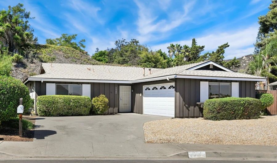 1904 Louis Dr, Escondido, CA 92026 - 2 Beds, 2 Bath