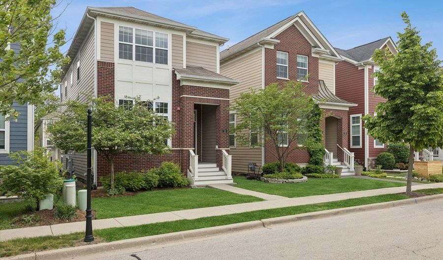 33 N Lincoln Ln, Arlington Heights, IL 60004 - 3 Beds, 4 Bath