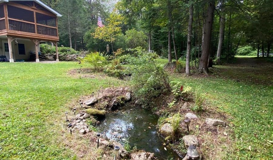 1196 Bancroft Rd, Becket, MA 01223 - 3 Beds, 2 Bath