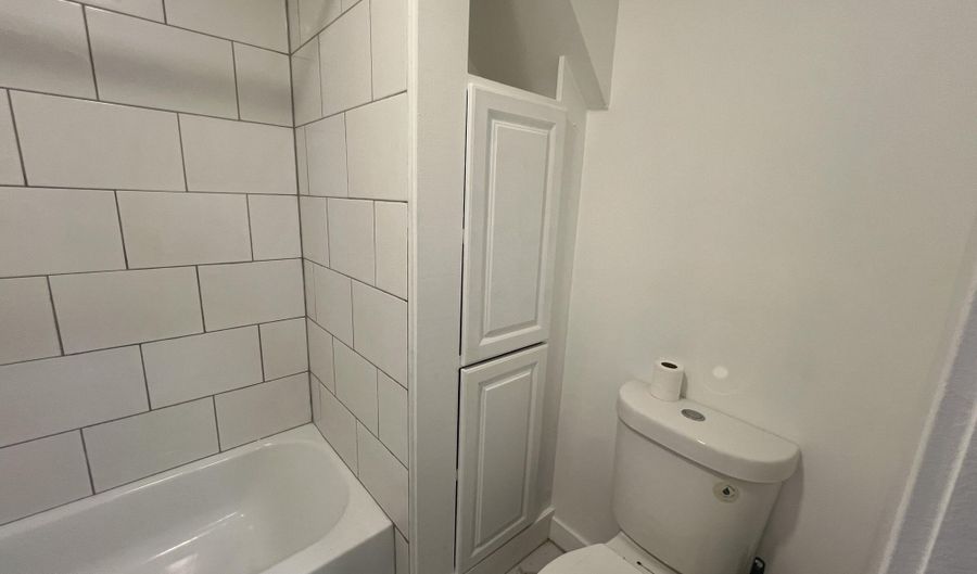 336 Clinton Ave 1St Floor, Albany, NY 12206 - 2 Beds, 1 Bath