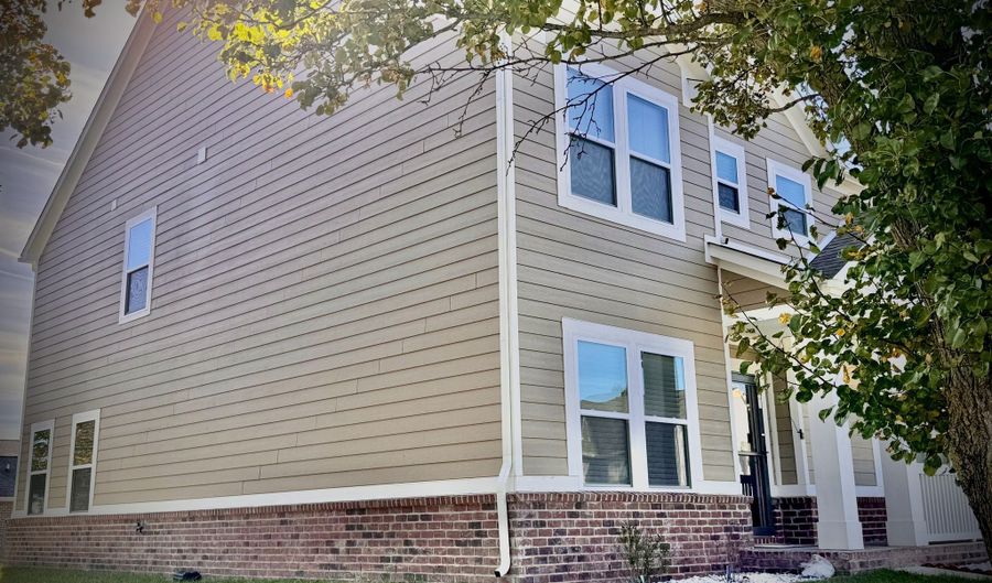 7235 Wilshire Way, Avon, IN 46123 - 4 Beds, 3 Bath