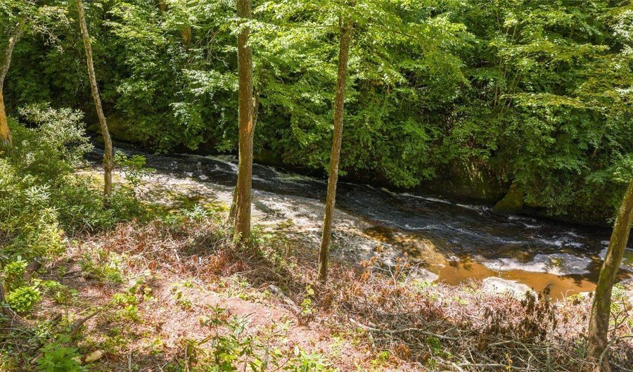 Tbd Nashs Knoll, Cashiers, NC 28717 - 0 Beds, 0 Bath