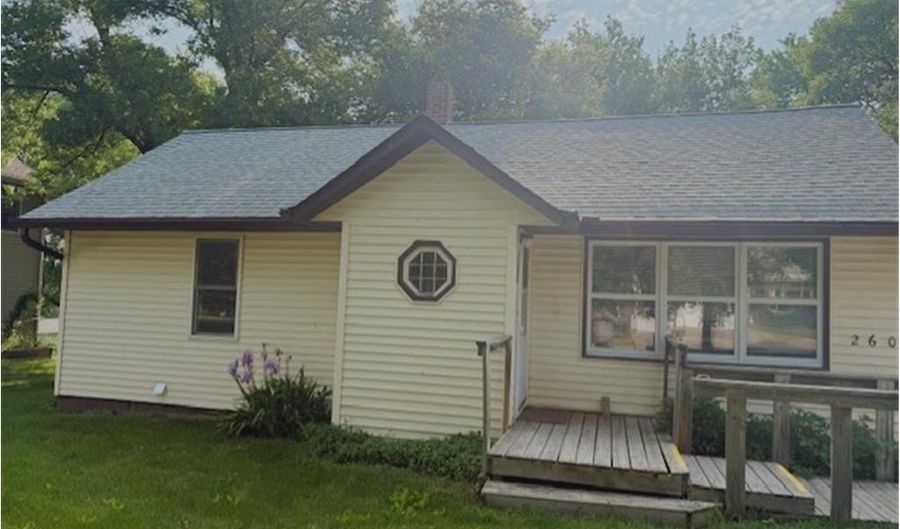 260 Maple St N, Balaton, MN 56115 - 2 Beds, 1 Bath