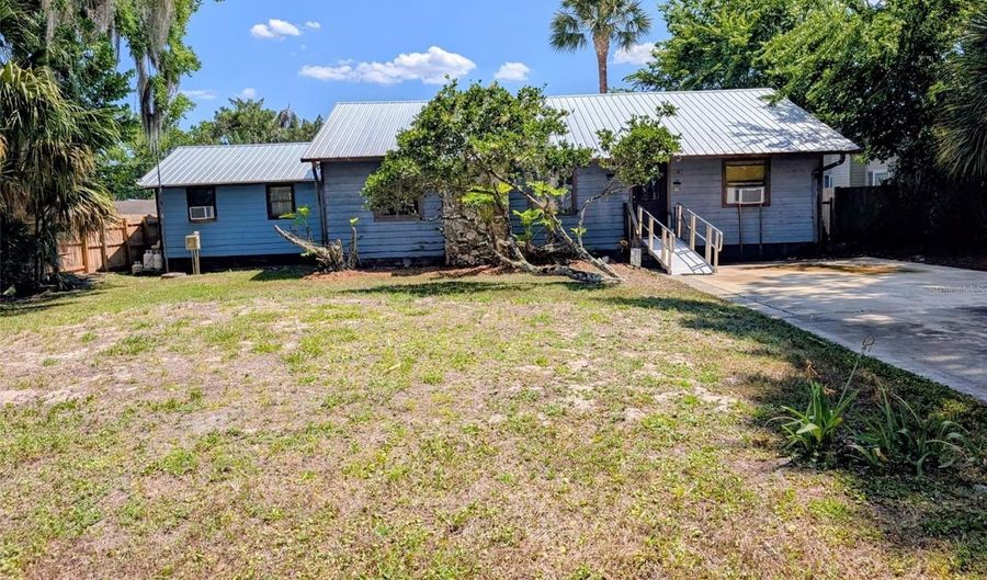 24514 BONNETT Rd, Astor, FL 32102 - 3 Beds, 3 Bath