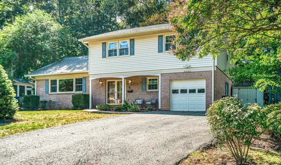 8402 CAMDEN St, Alexandria, VA 22308 - 4 Beds, 3 Bath