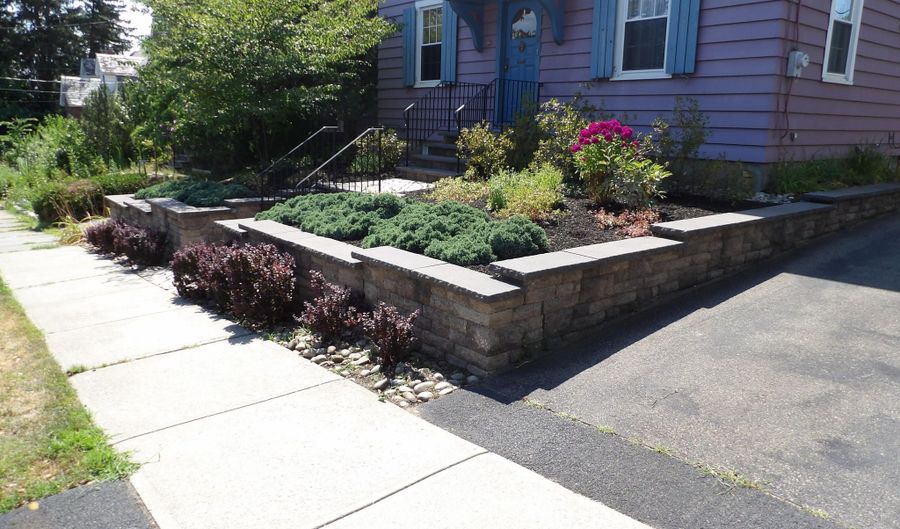8 Croswell St, Albany, NY 12206 - 3 Beds, 2 Bath