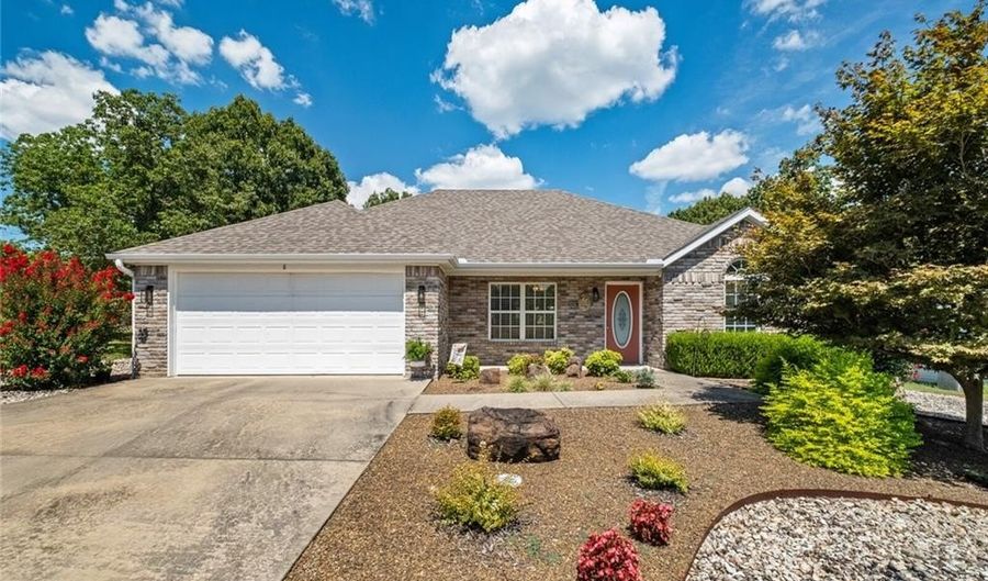 8 Hillswick Dr, Bella Vista, AR 72715 - 3 Beds, 2 Bath