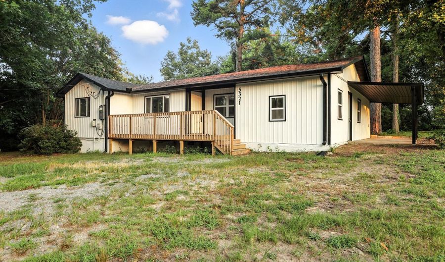 5321 High St, Bauxite, AR 72011 - 3 Beds, 1 Bath