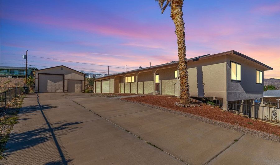1453 Luna Ln, Bullhead City, AZ 86442 - 3 Beds, 2 Bath