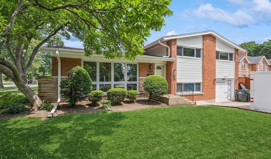 1804 E Euclid Ave, Arlington Heights, IL 60004 - 3 Beds, 2 Bath