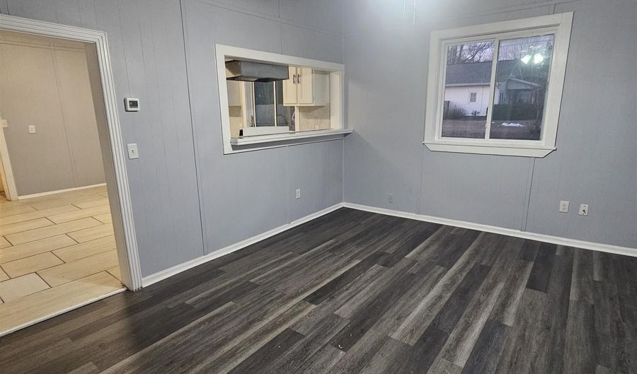 603 S First St, Benton, AR 72015 - 3 Beds, 1 Bath