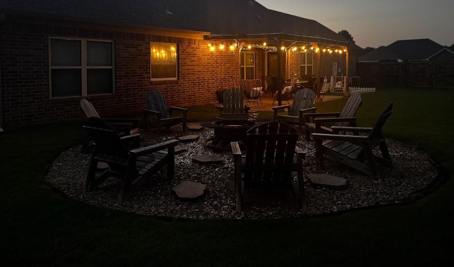 169 Creekside Dr, Austin, AR 72007 - 3 Beds, 2 Bath