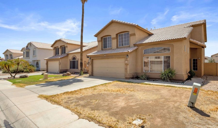 735 E GERONIMO St, Chandler, AZ 85225 - 4 Beds, 3 Bath
