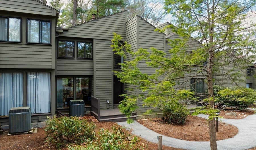 172 Split Rock 172, Acton, MA 01718 - 3 Beds, 2 Bath