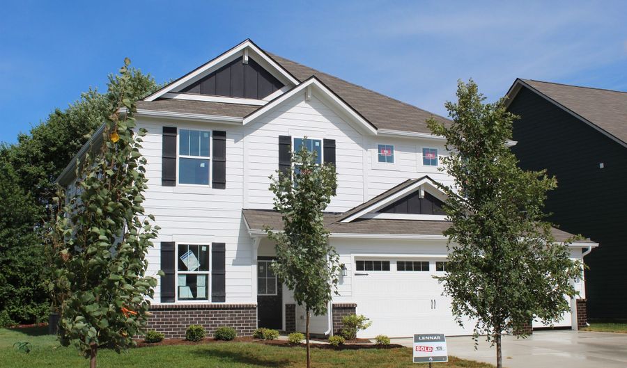 1087 Marston Ln, Avon, IN 46123 - 5 Beds, 3 Bath