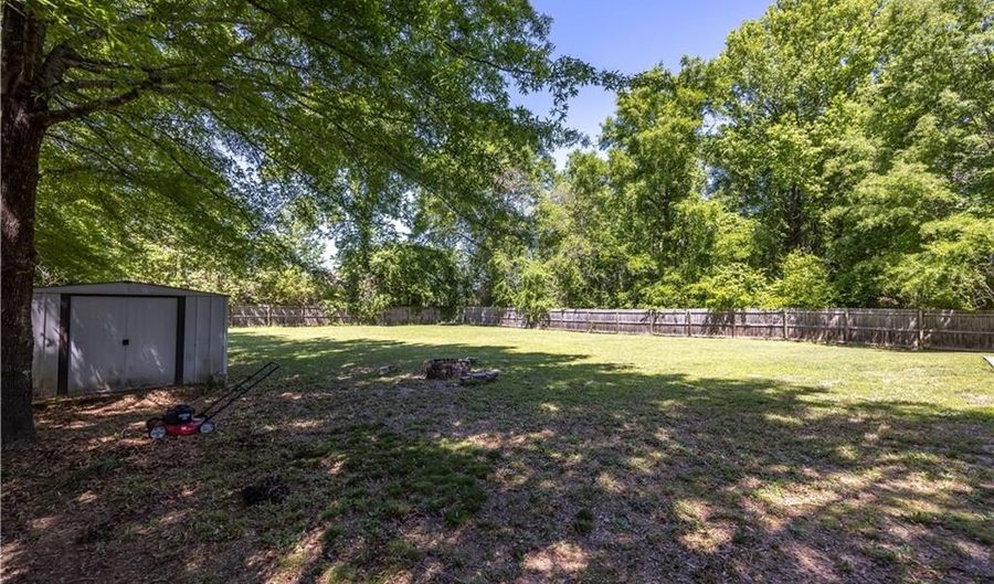 244 Owens Rd, Fort Mitchell, AL 36856 - 4 Beds, 3 Bath